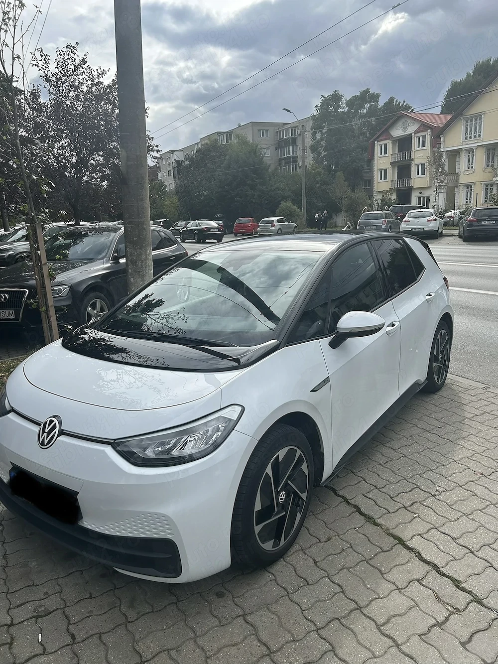  Vand ID3 2023 77kw stare noua ofer serie pentru verificare
