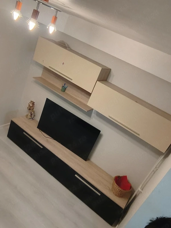 Închiriez garsonieră la parter calea lipovei