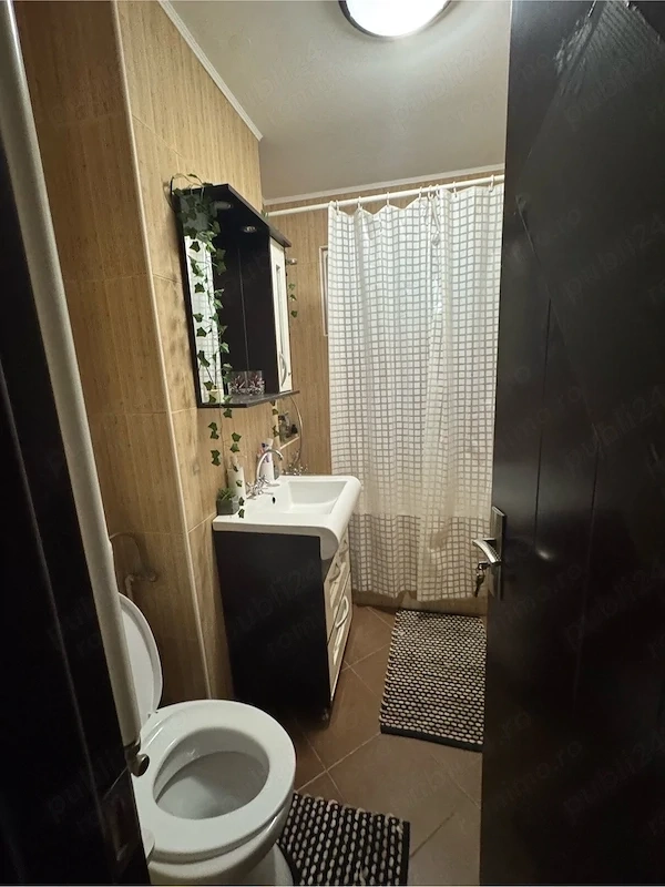 inchiriez apartament 2 camere