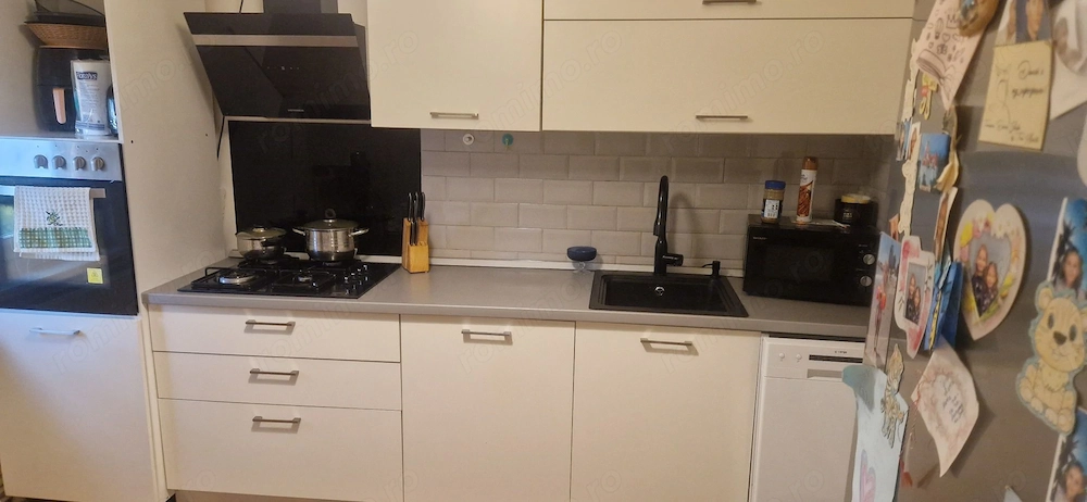 Vând apartament 3 camere   Matei Basarab, Timișoara