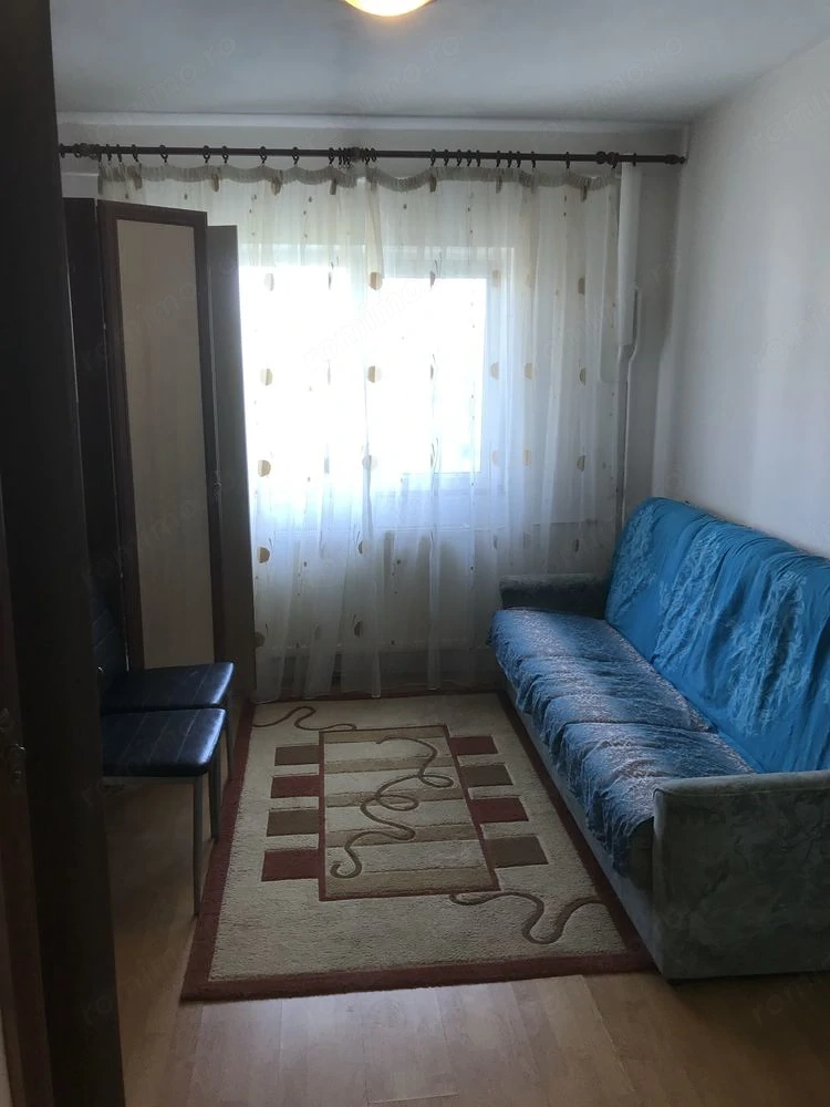 Vand garsoniera zona lipovei