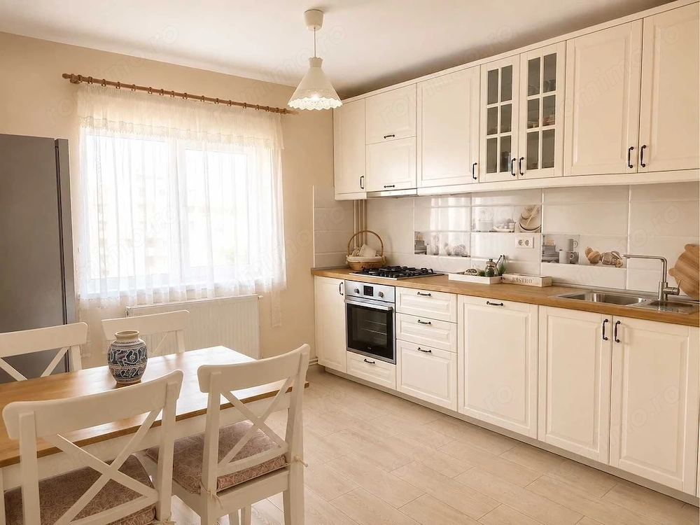Apartament de inchiriat, 2 camere, decomandat, pe strada Mihail Sebastian