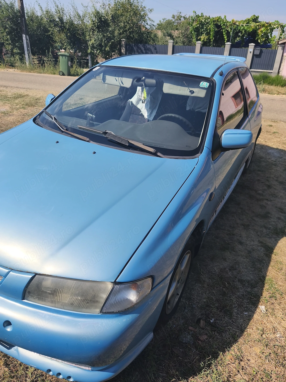 De vânzare Mazda 323