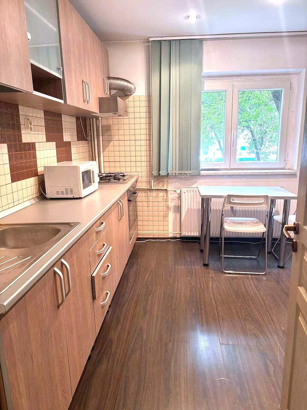 Vânzare Garsonieră Decebal - Muncii | 3 min Metrou, 36.5 mp, Bloc Mixt