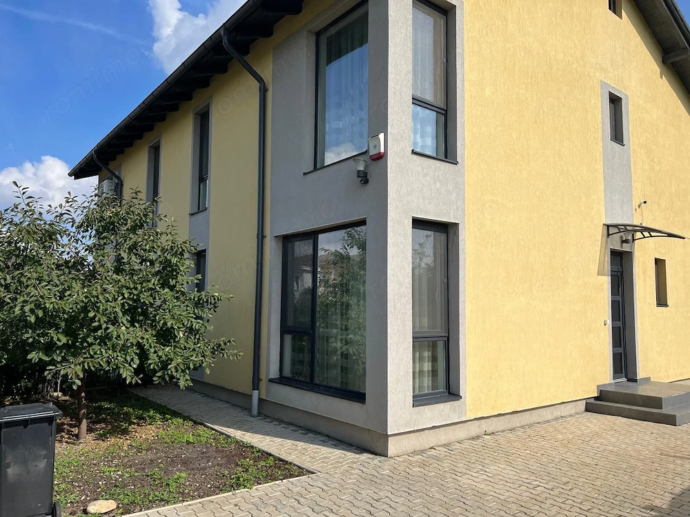 Duplex de închiriat în Dumbrăvița – 4 camere, 130 mp, teren 360 mp