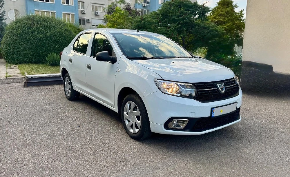 Dacia Logan fabricație 2017, rulaj mic 35000km reali revizii la reprezentanta, un singur proprietar 