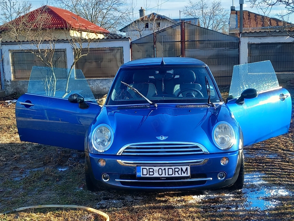 Vând mini cooper 