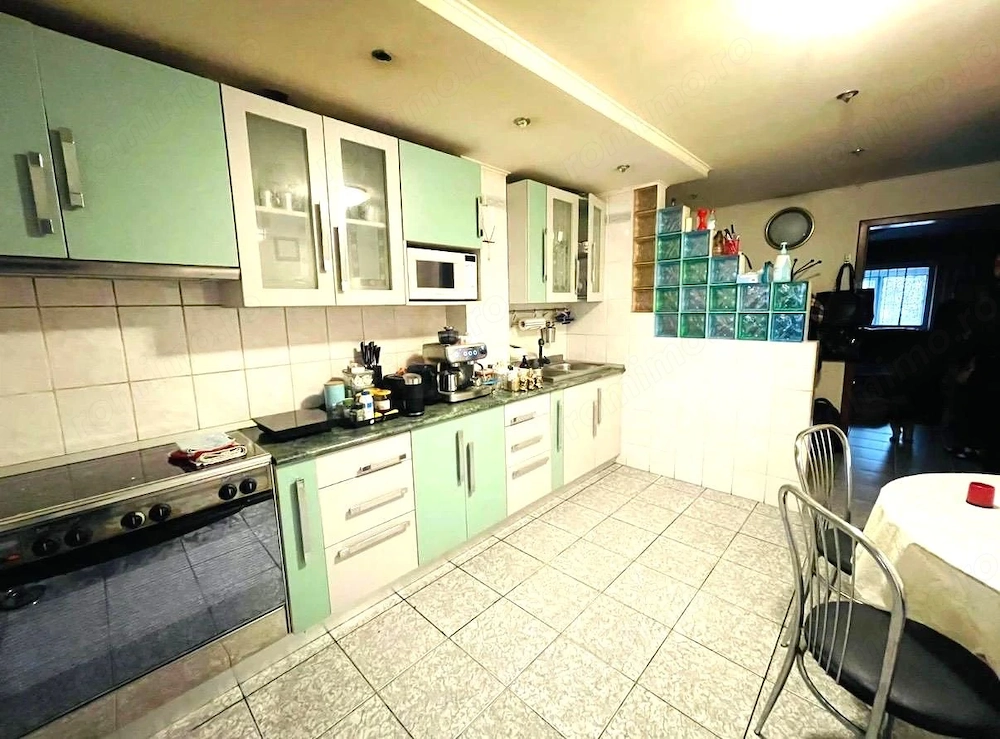 Vânzare 3 Camere 110 mp | Centrală Proprie | 2 min Mall Vitan, 12 min Metrou