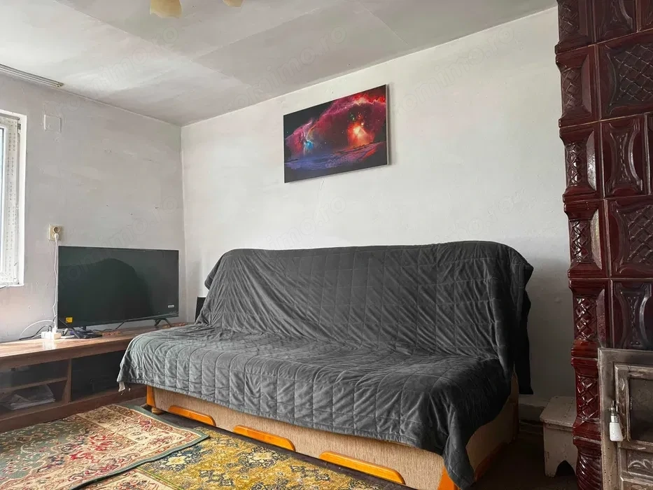Casa si teren de vanzare sau Schimb cu apartament 2 camere decomandate