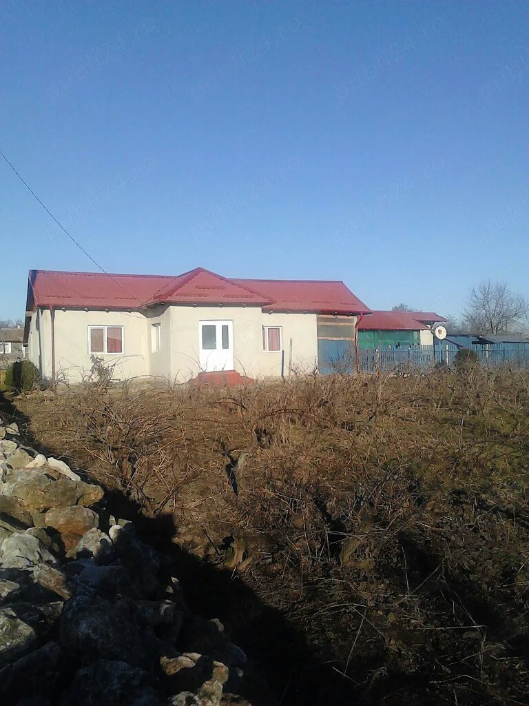 Casa individuala, 1700m2, sat Darabani, oras Negru Voda, judet Constanta