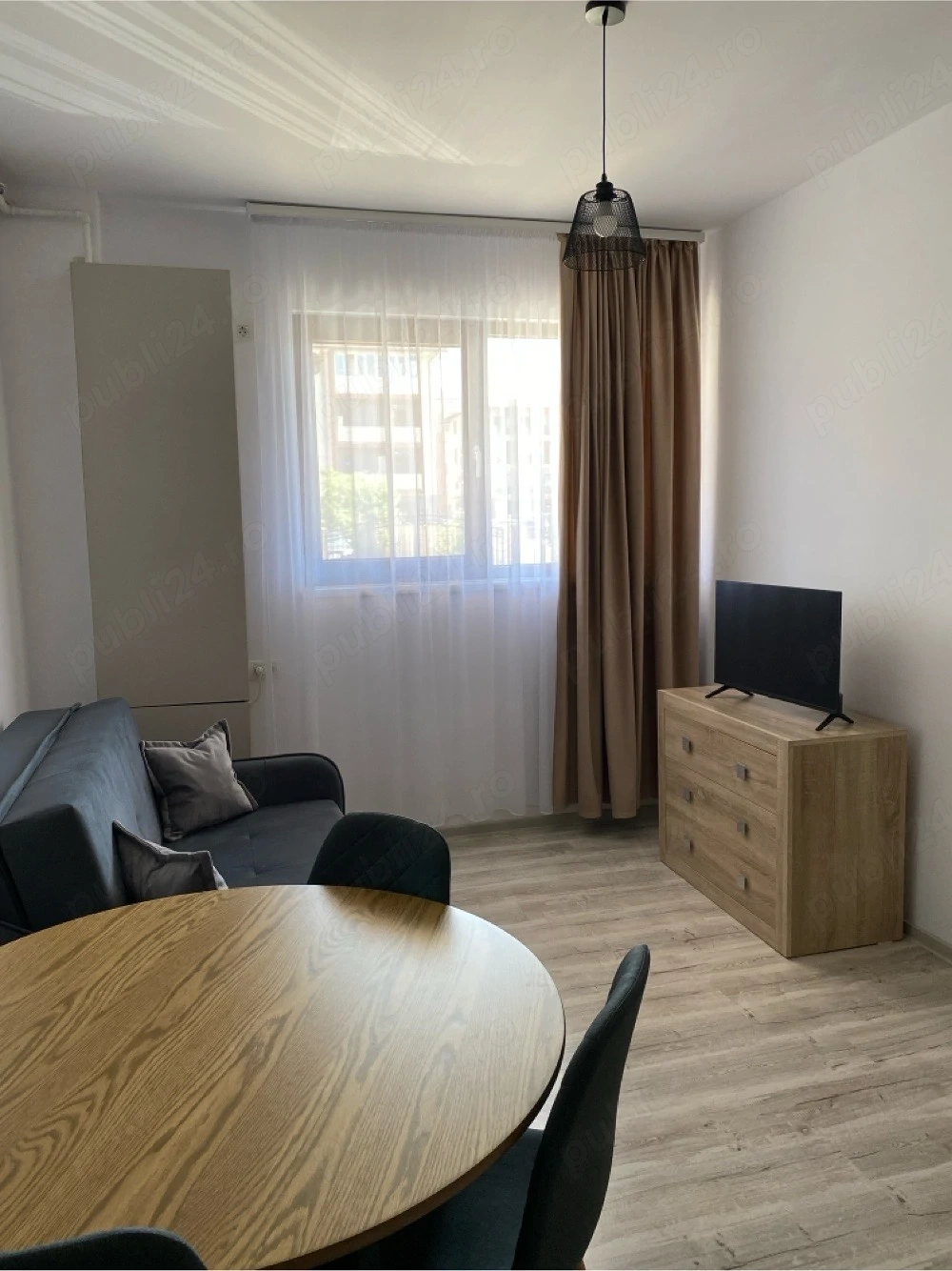 Închiriez apartament 2 camere