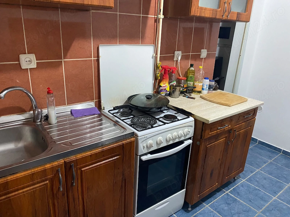 Vand apartament  36mp