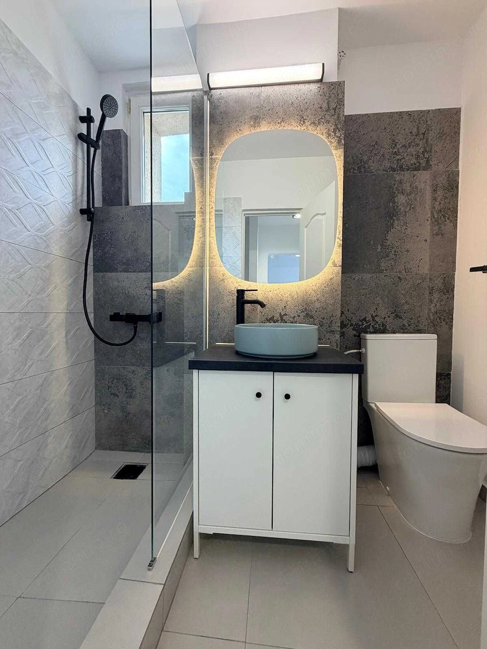 Apartament 2 camere etaj 7 10 - renovat - Metrou Titan