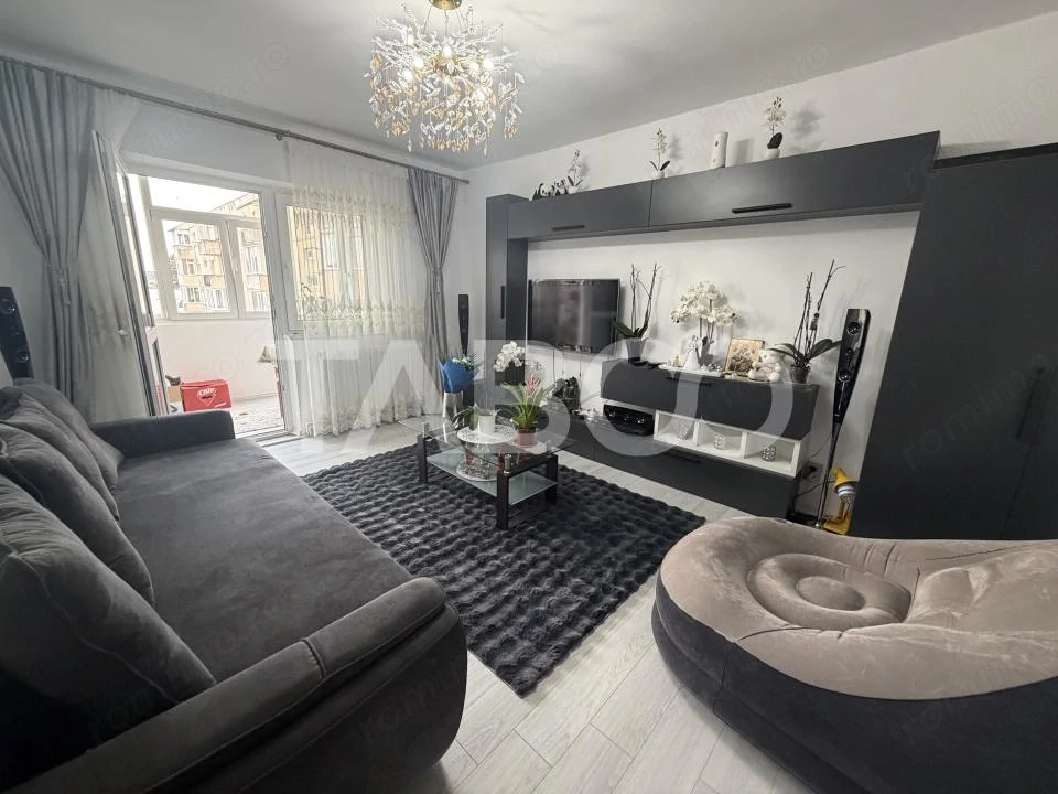 Apartament decomandat 2 camere mobilat si utilat etaj 3 boxa la subsol