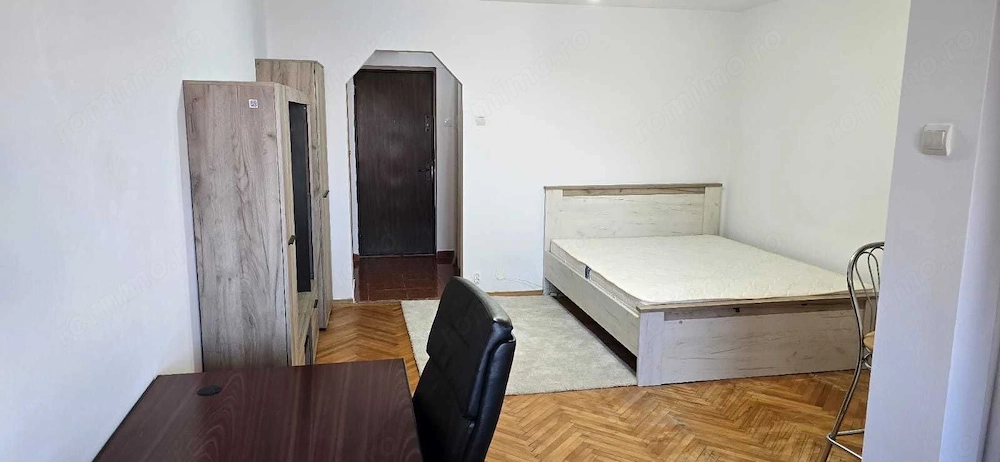 Inchirez garsoaniera zona metrou Costin Georgian Morarilor