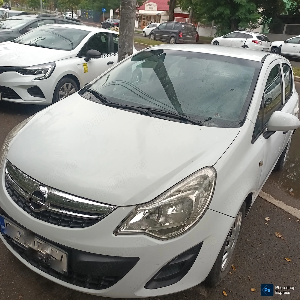 Opel corsad,1,4 benzină,100cp,culoare alb,an fabricație 2013