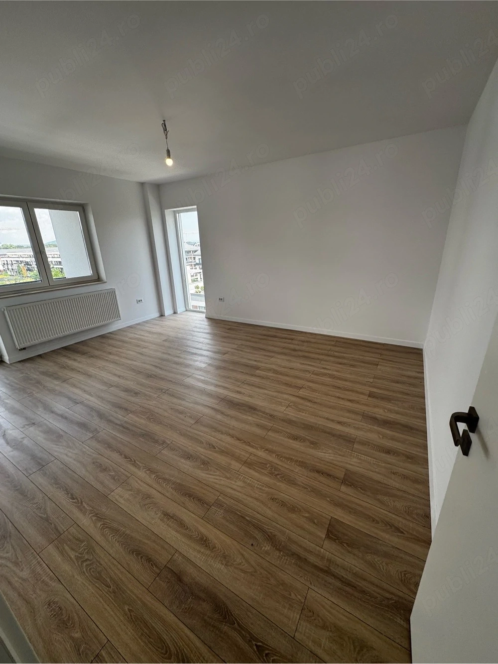 Apartament Nou 3 camere Decomandat  Zona Coresi 