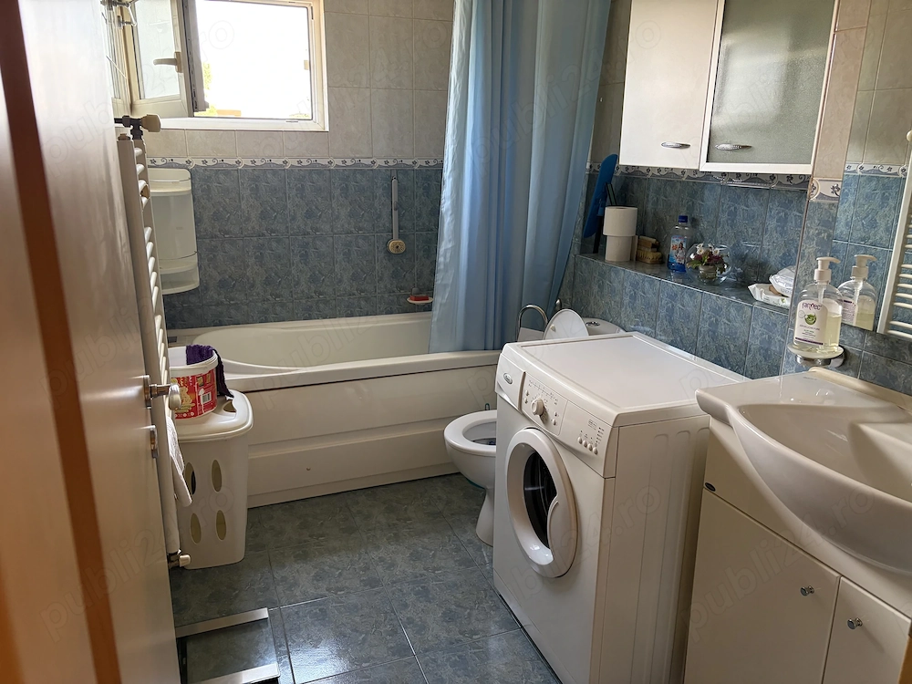 Închiriez apartament cu două camere în calea Aradului 
