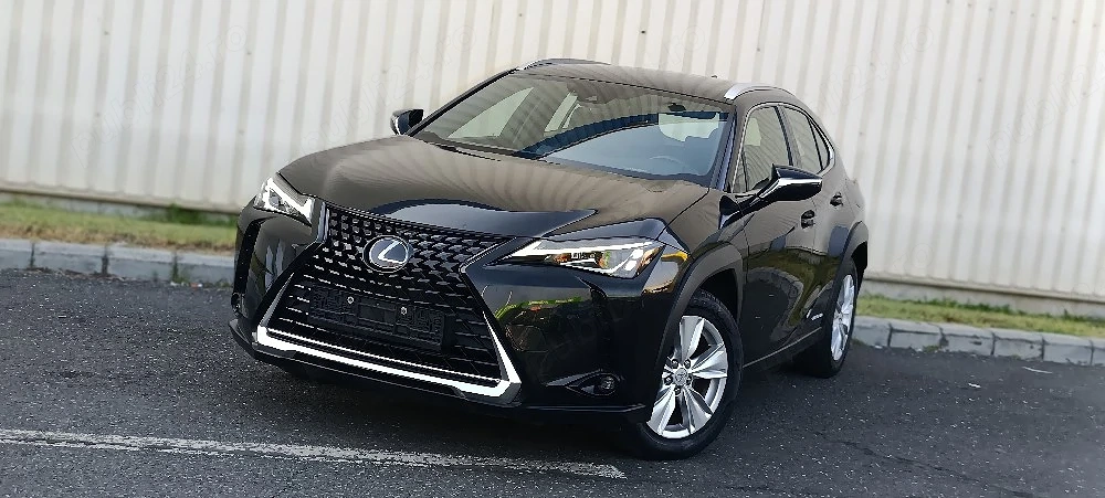 Lexus UX 250h