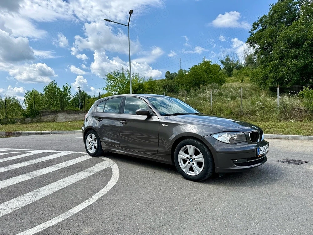 BMW 116i Facelift   2009   122 CP 