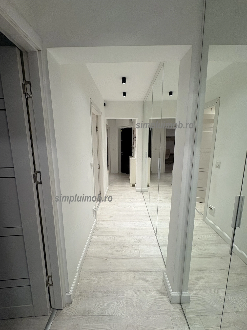 Ocazie 3 Camere Renovat Zona 1 Decembrie 60mp