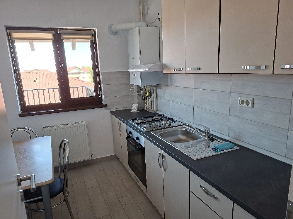Proprietar inchiriez garsoniera Sanpetru Residence