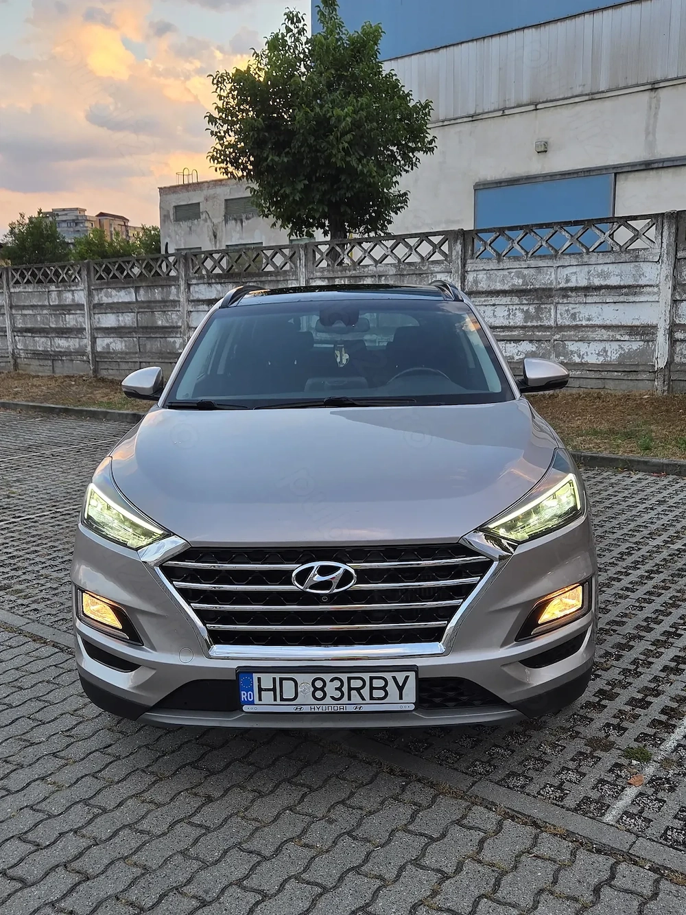 Hyundai tucson 1.6 diesel 136 cp camera 36  trapa panoramic 