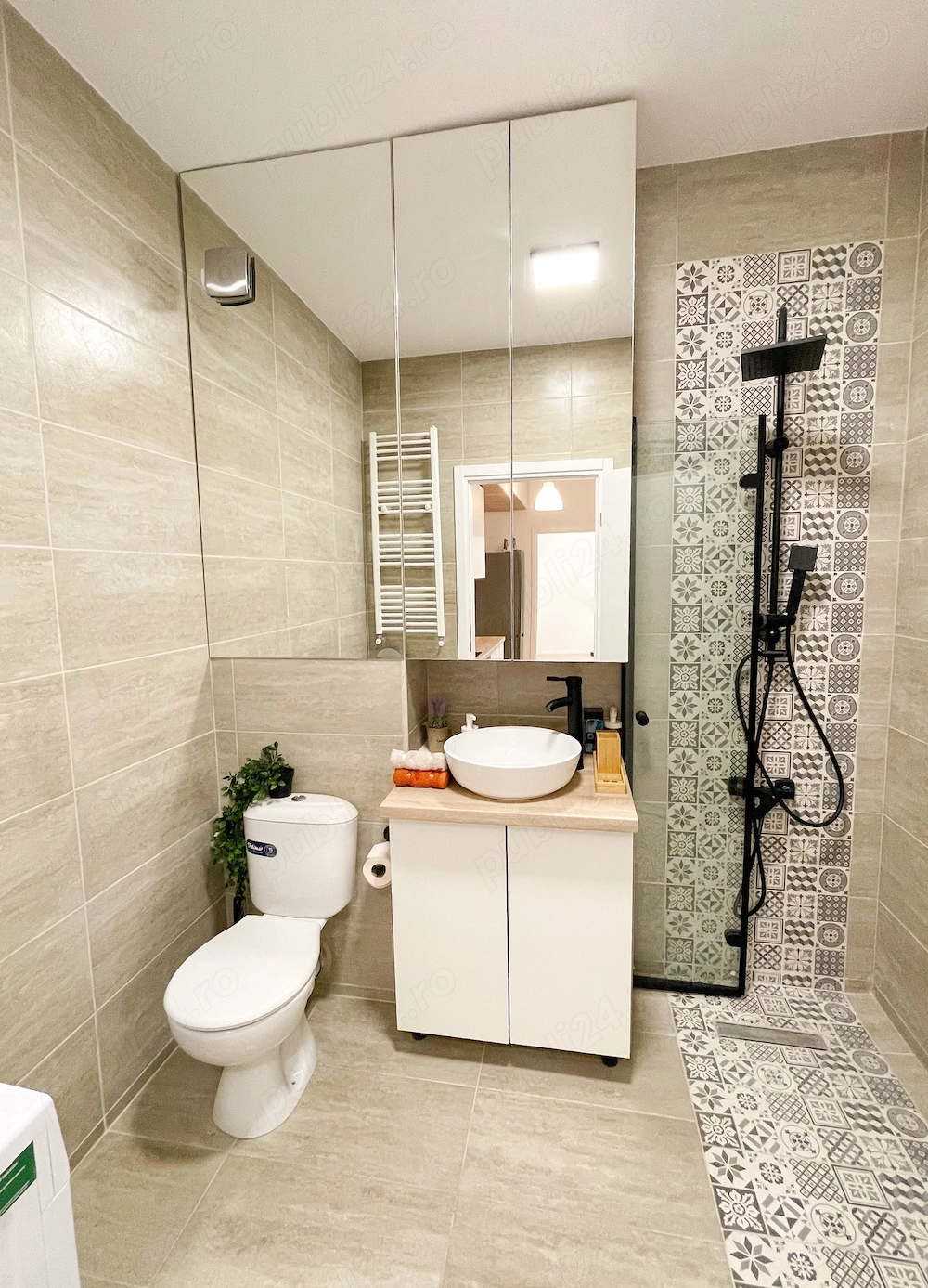 Regie, Novum Premium 3 camere langa Orhideea Grozavesti