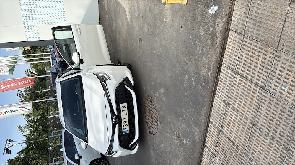 Toyota Corolla hybrid 