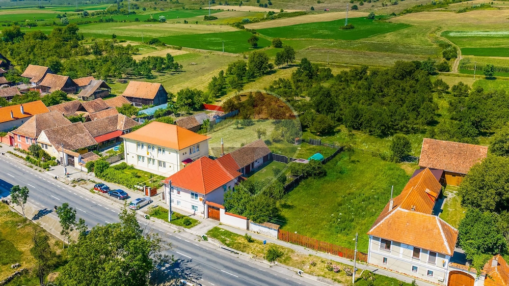 Casă saseasca cu Poveste-6 camere/Bunesti!