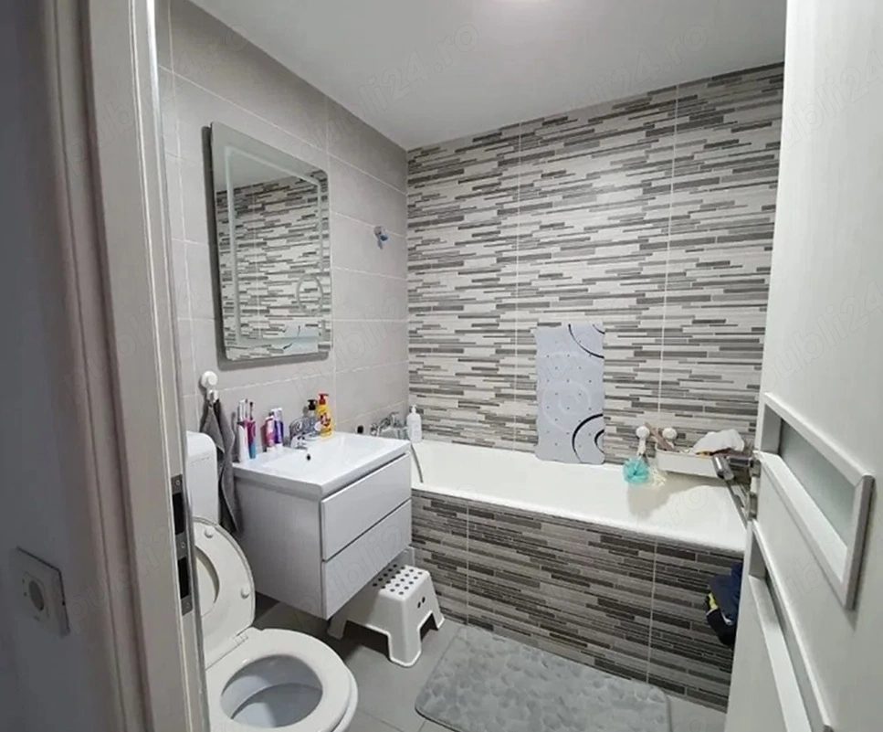 ORADEA chirie apartament cu 2 camere 