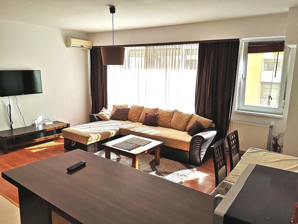 Dau in chirie apartament cu 4 camere