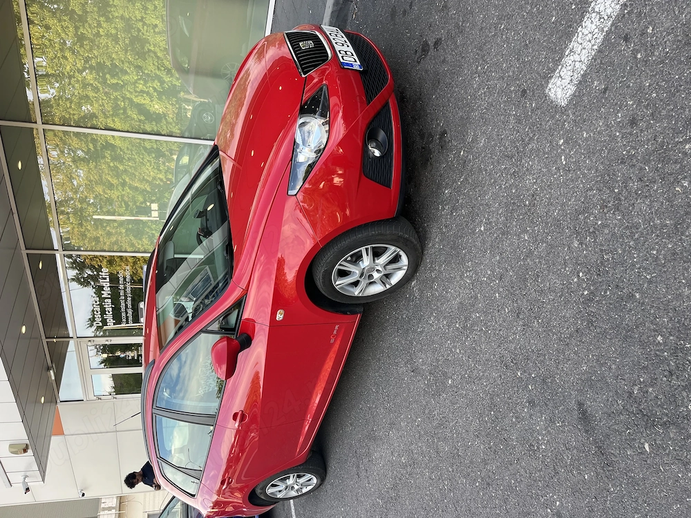 Seat ibita km 44400, motorizare 1,4 benzină MPI,2011. 6000 euro.