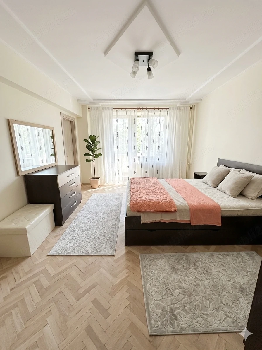 Vand apartament 2 camere - Spitalul Judetean
