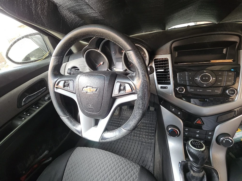 vand chevrolet cruze 2011