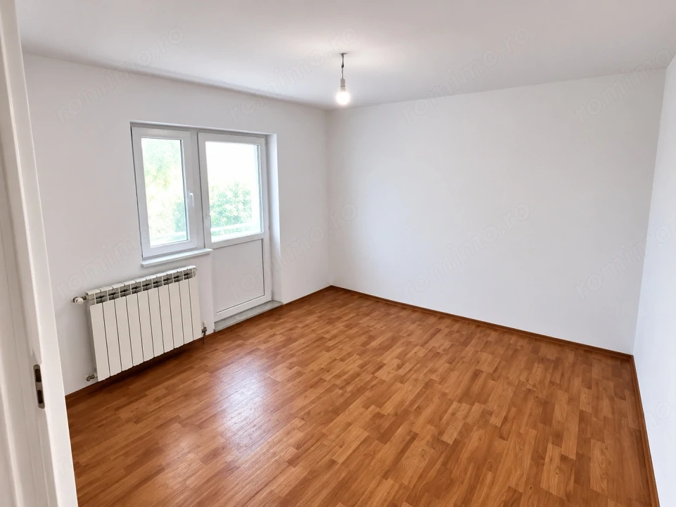Apartament 3 camere, 65 mp, zona Centrala-Balș 