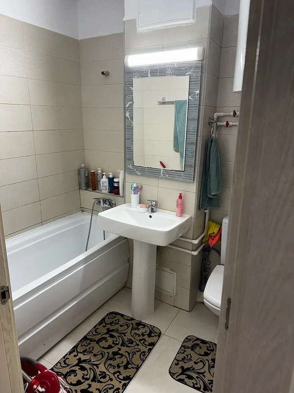 Ap 2 camere etj1 Calea Vitan Str Baia mare