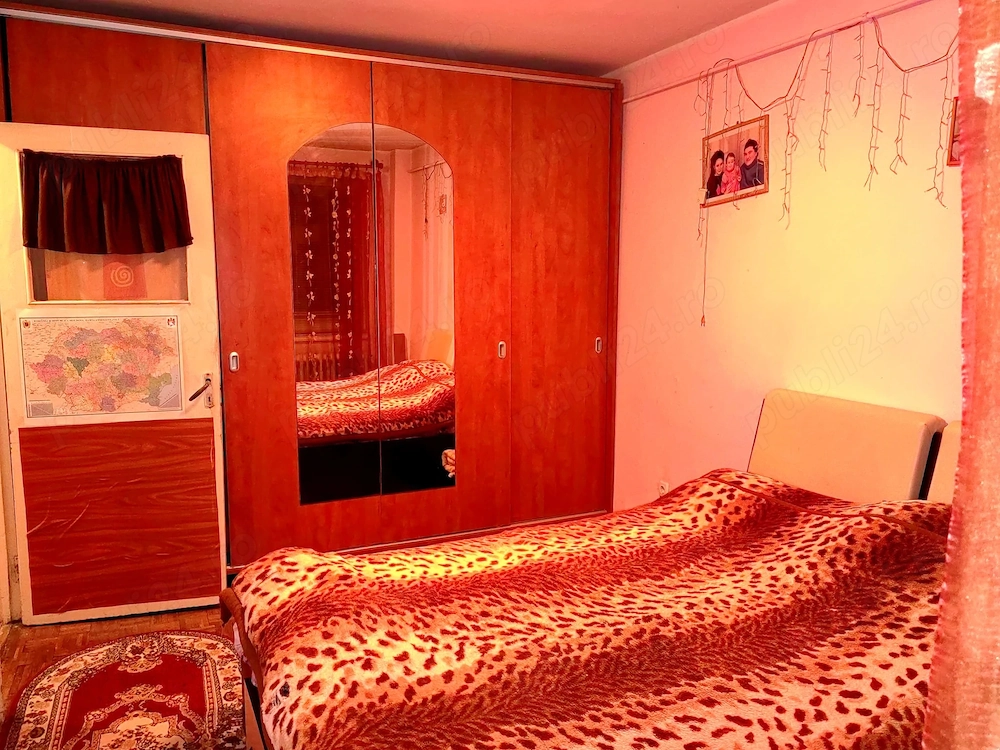 Vand URGENT Apartament 