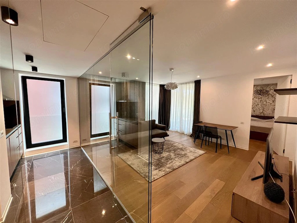 Apartament cu 3 camere de inchiriat  in One Charles De Gaulle