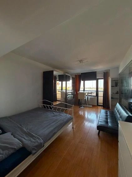 Studio 43 mp cu vedere frontală la Lacul Morii + parcare