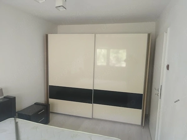 De vânzare apartament cu 3 camere mobilat și utilat