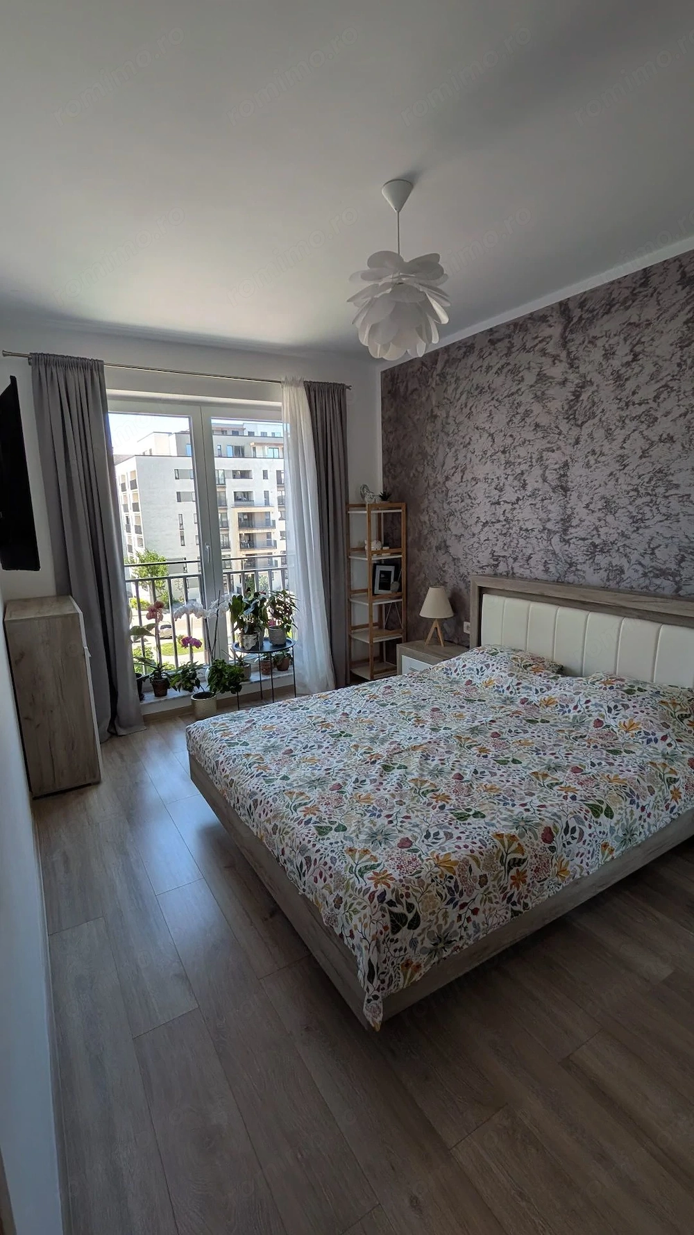 2 Camere Mobilat Utilat Kasper Coresi - Et. 3