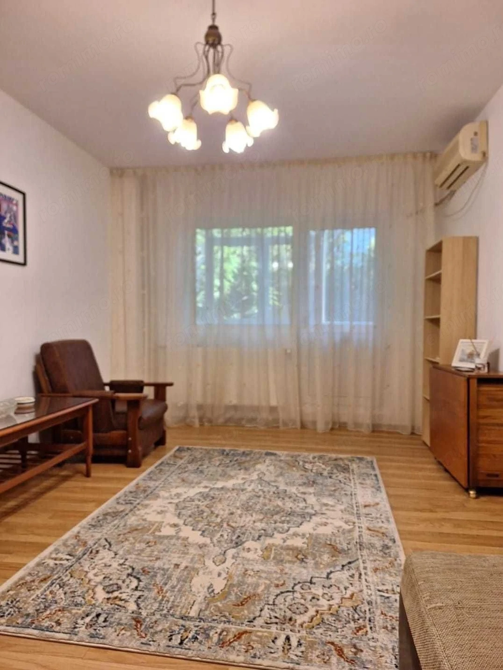 Inchiriez apartament 2 camere zona 13 Septembrie