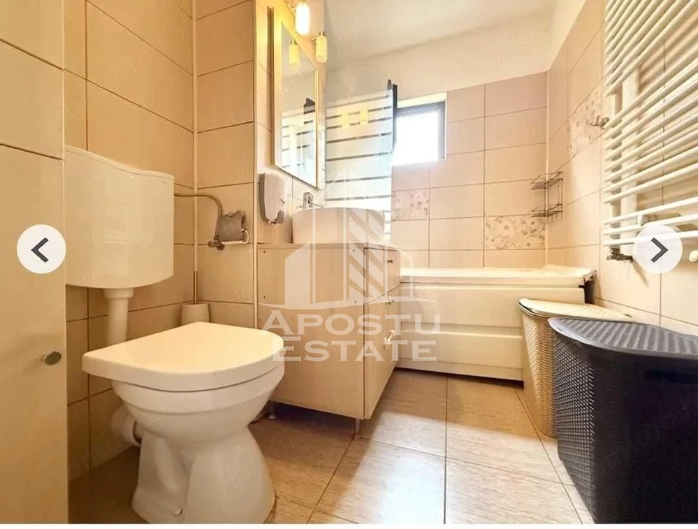 Inchiriez apartament 3 camere,  zona Dambovita