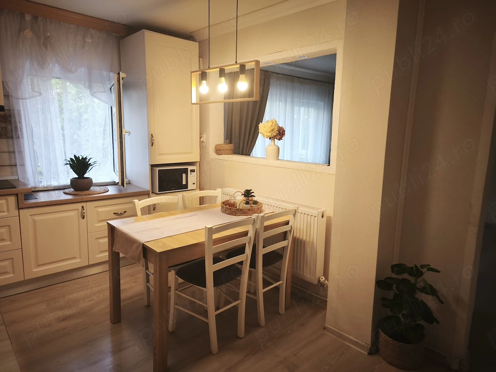 Apartament 3 camere Regim Hotelier | Zona Gării Baia Mare | Exclusiv Familii și Corporate