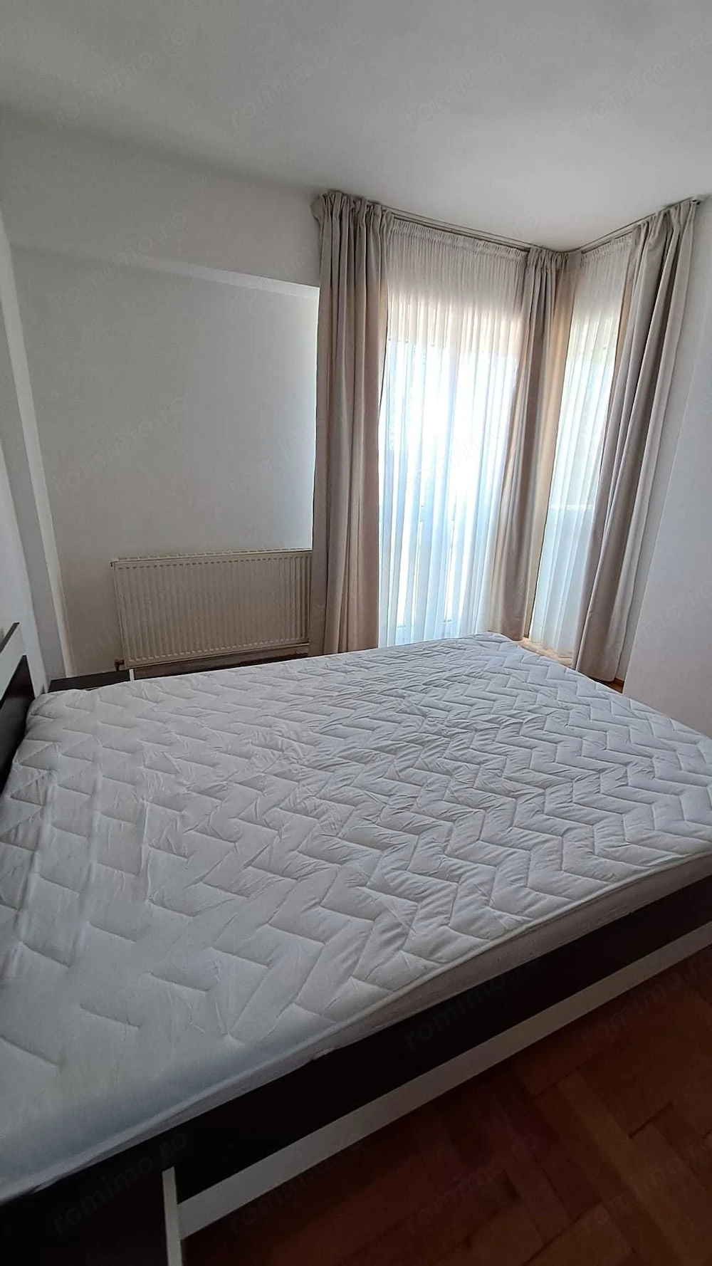 Inchiriez apartament 2 camere   65 m    Str. Toamnei, Brașov   parcare