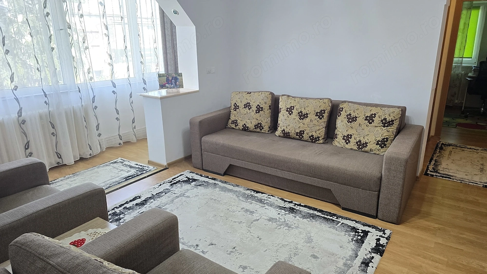 Vand apartament 2 camere in Deva, zona Crinilor, izolat exterior, mobilat