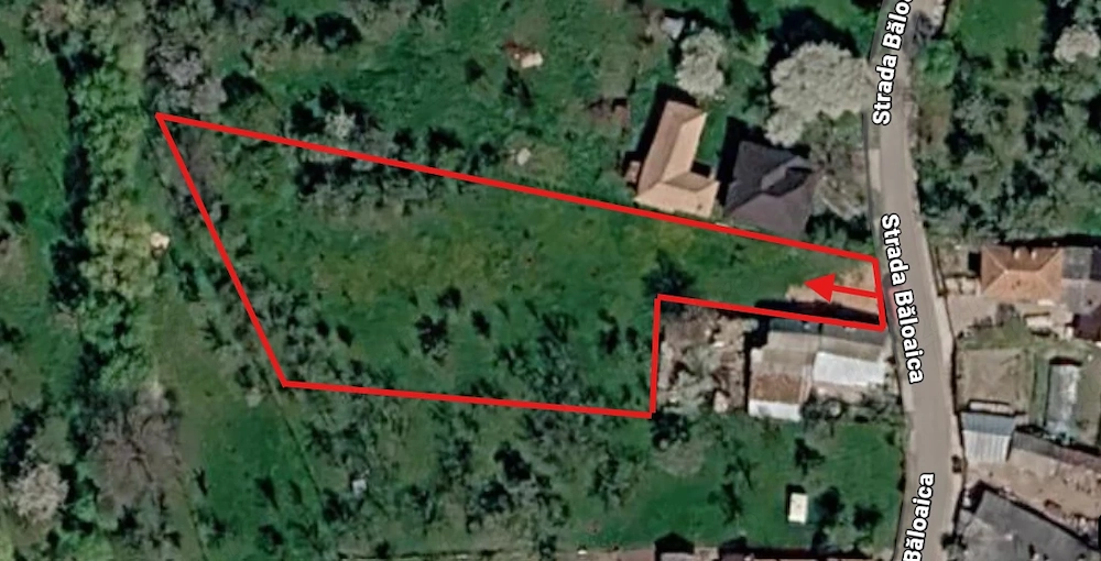 Teren intravlian 2046mp Campulung Arges