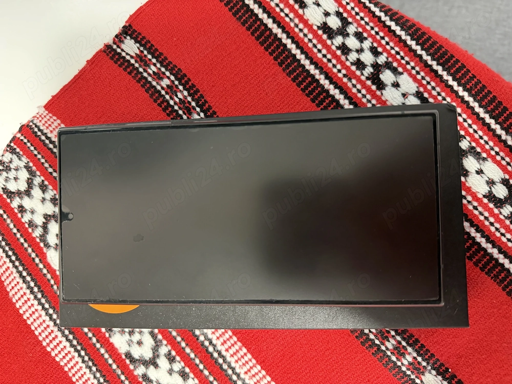 Vand Samsung Galaxy S24 Ultra & Galaxy Watch8