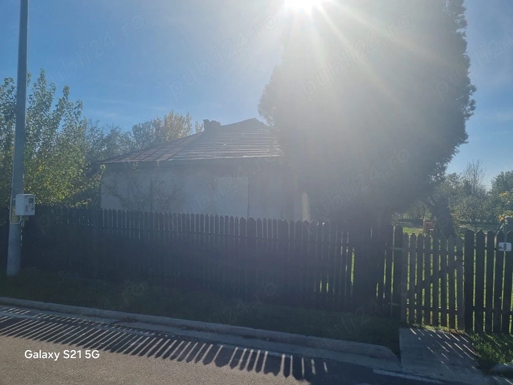 Teren cu casa Ghimpati 
